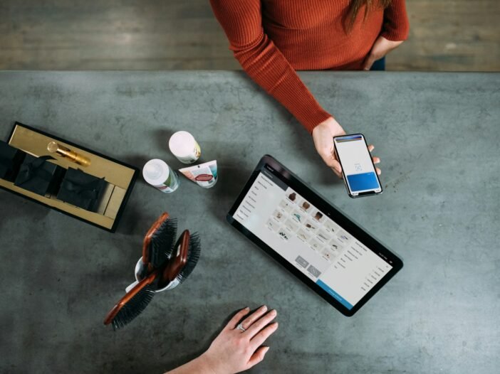 Bleisure Tech Essentials: The Ultimate Guide to Staying Connected & Productive On The Go