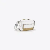 Peak Design Everyday Sling: Compact Camera Carry With Real Clearance Limits